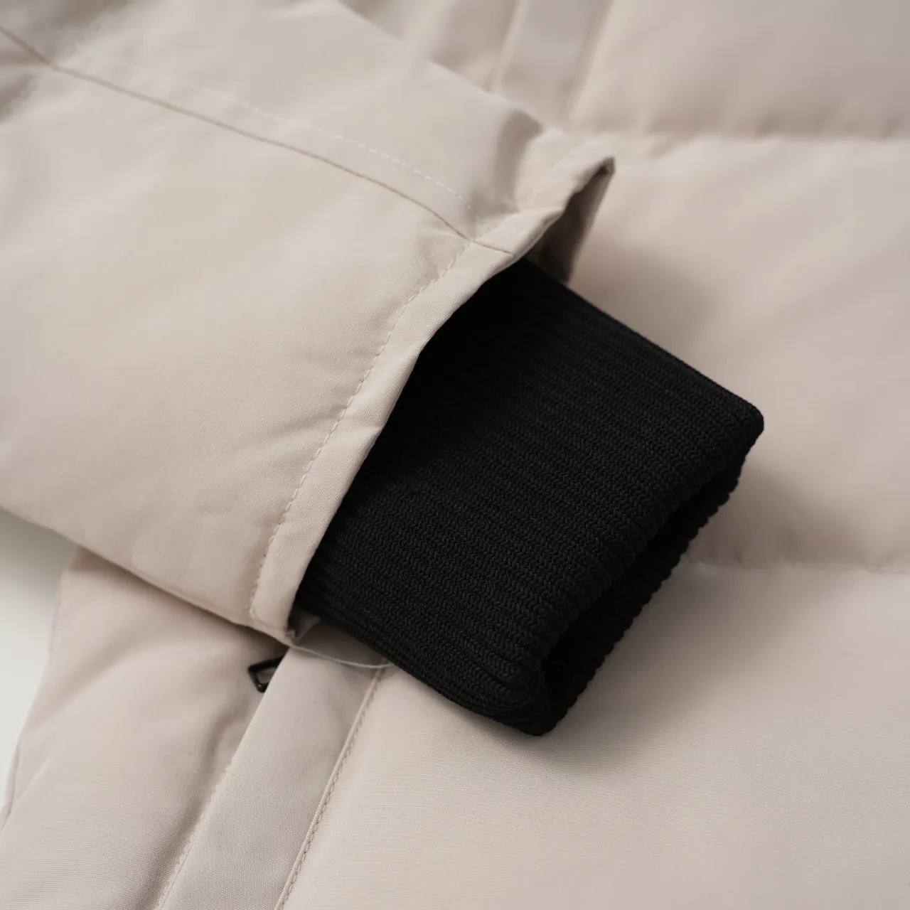 P740 CANADA GOOSE丨Canada Goose 25 stand-collar down jackets Color: Off-white Size: XS-XXL